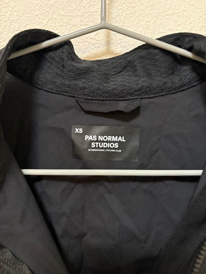 ウェア Pas Normal Studios Stow Away Jacket XS