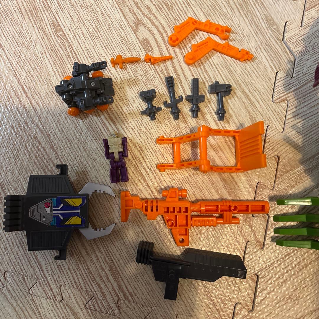 ゆ*ゆ様 タカラ トランスフォーマー デストロン D-93 恐怖大帝 メガザラッ