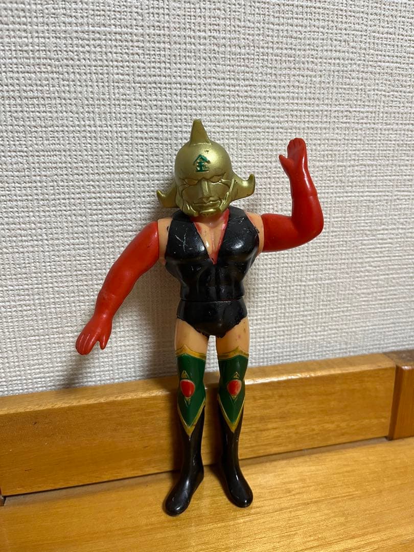 キン肉マン黄金のマスク　ソフビ　体付き　ヘルホークタイガーマスクソフビ