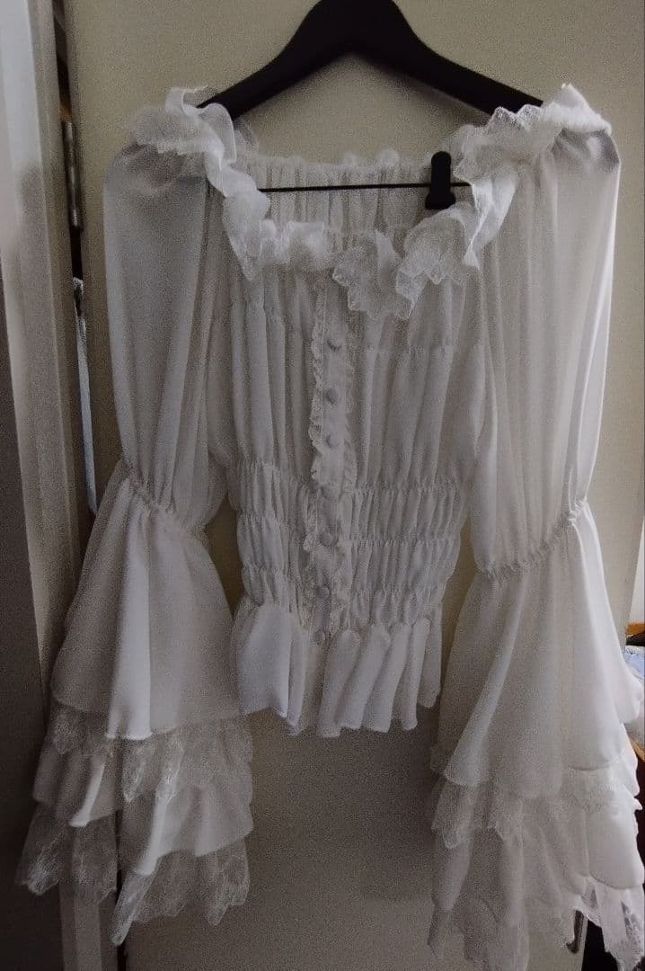 アトリエピエロ　ヴァレリス　姫袖ブラウス　ホワイト