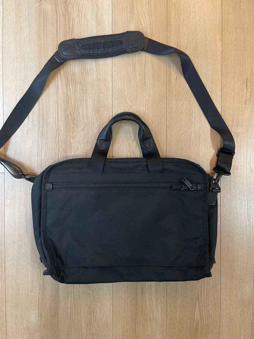 TUMI ブラック ビジネスバッグ 26109DH