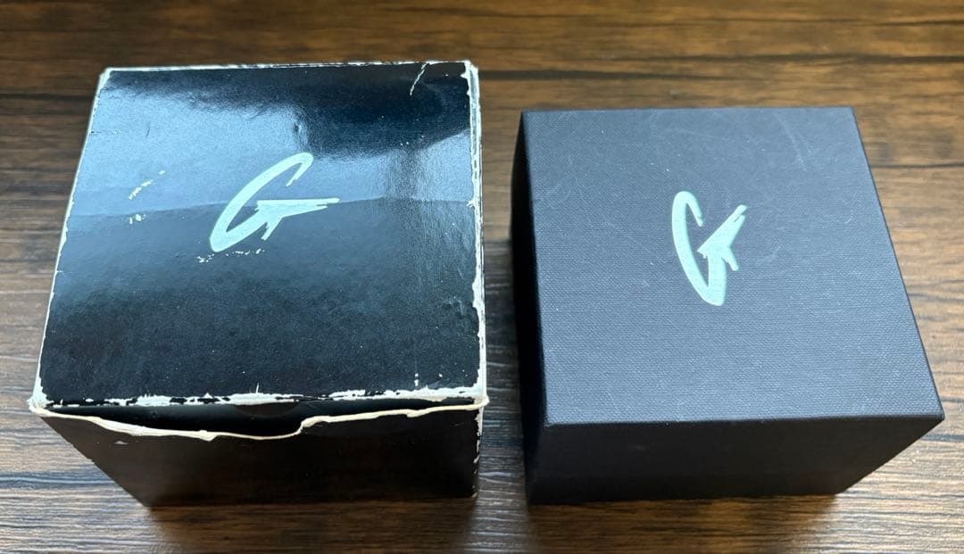 CASIO G-SHOCK GMW-B5000D-1JF 電波ソーラー シルバー