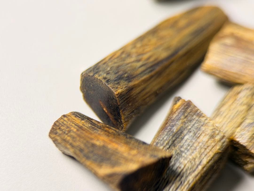 お香 天然沈香 六国五味聞香用 伽羅 香木 1-S-10.311