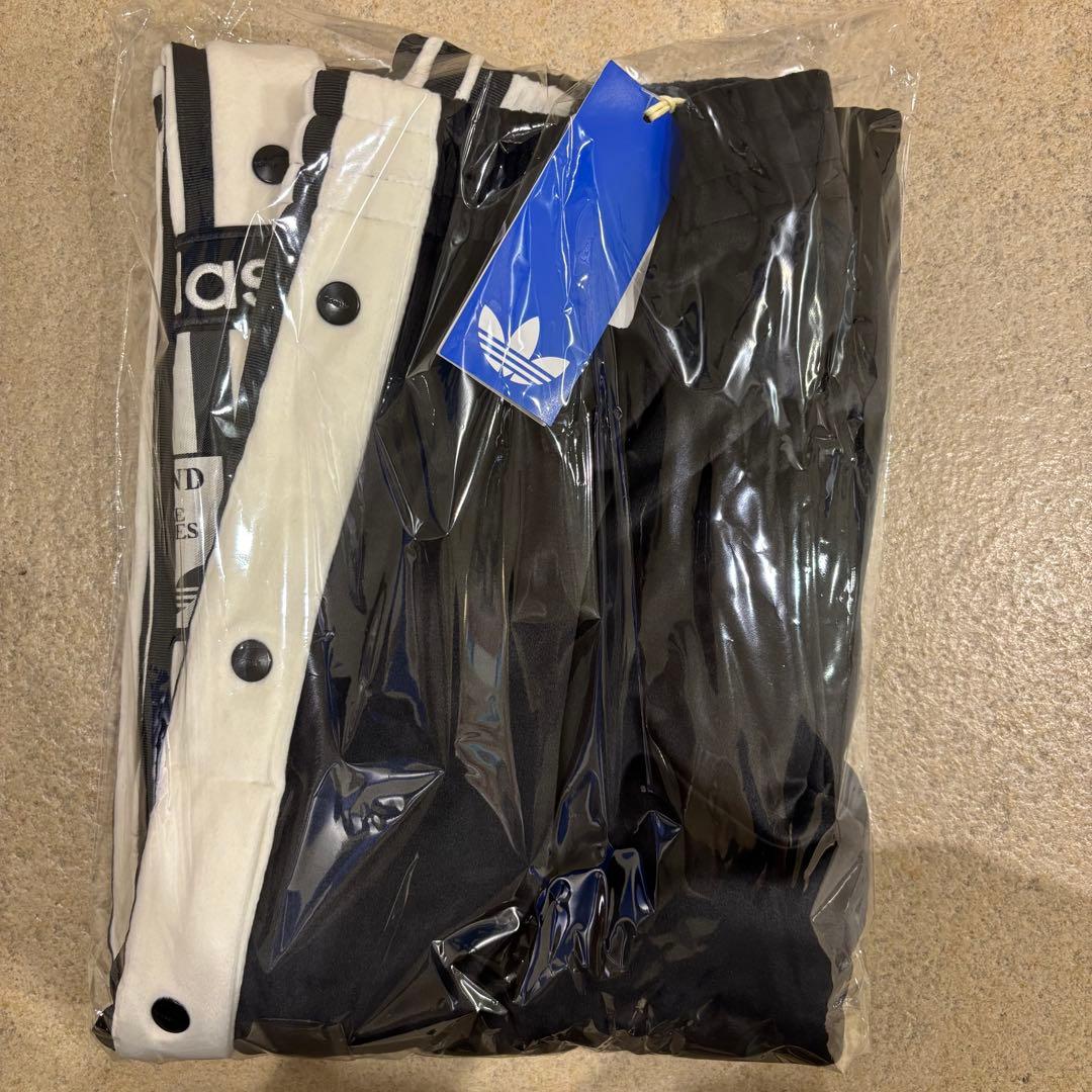 新品S⭐️adidasアディブレイク ベロア トラックパンツ ブラック 重盛さと美