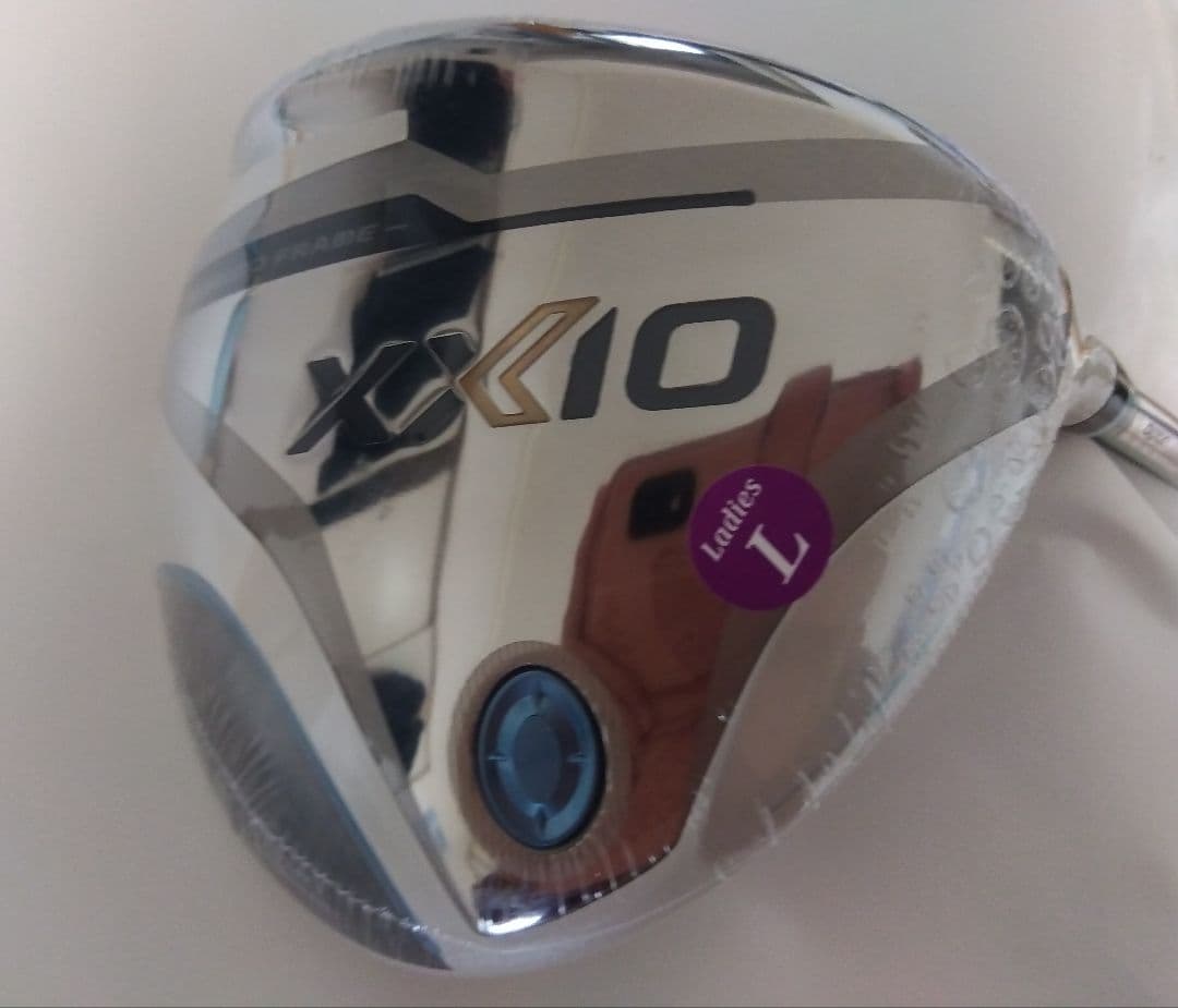 新品◆DUNLOP　XXIO　レディスドライバー　ホワイトモデル　L　13.5゜