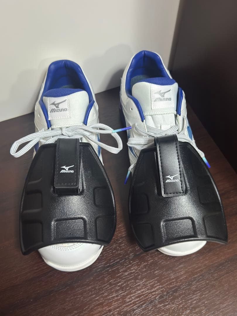 Mizuno テニスシューズ シルバー/ネイビー