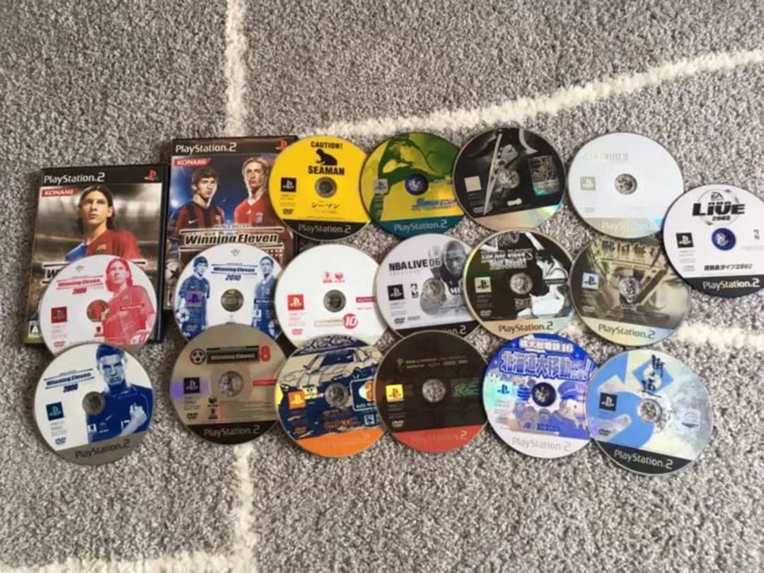 【値下げ】プレステ2 コントローラー4つ　ソフトたくさん