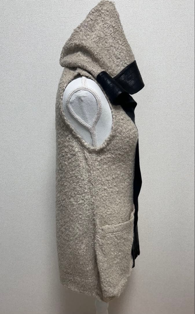 新品未使用　PRIDE プライド　 ノースリーブ　フェイクレザーパーカー