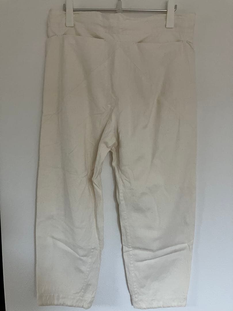 えみおわす　ダーツパンツ（カディデニム生成）