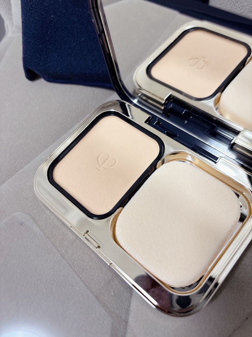 【新品未使用】クレ・ド・ポーボーテ タンプードルエクラⅡ オークル10