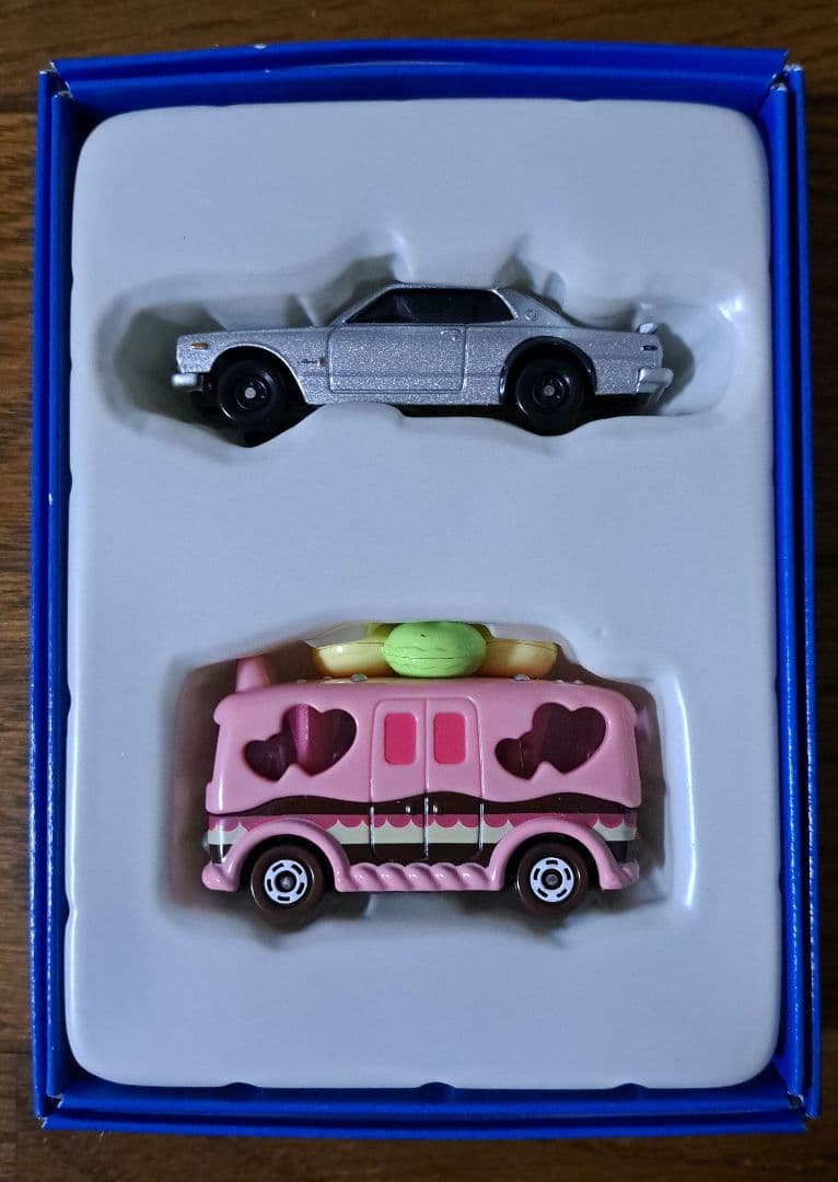 TAKARA TOMY株主優待トミカ☆11年分＋おまけ