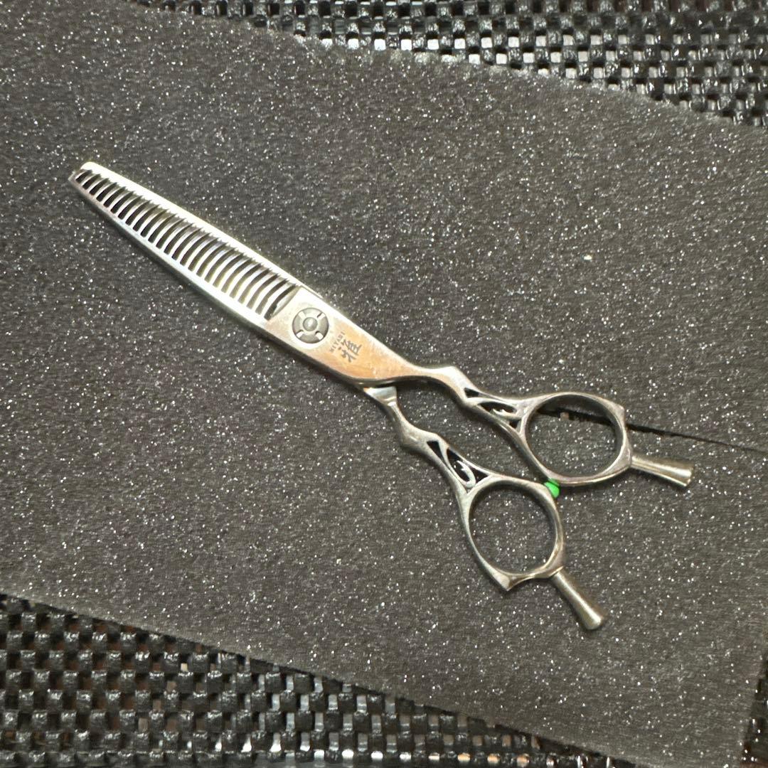 YAMANAKA雅セニングシザー