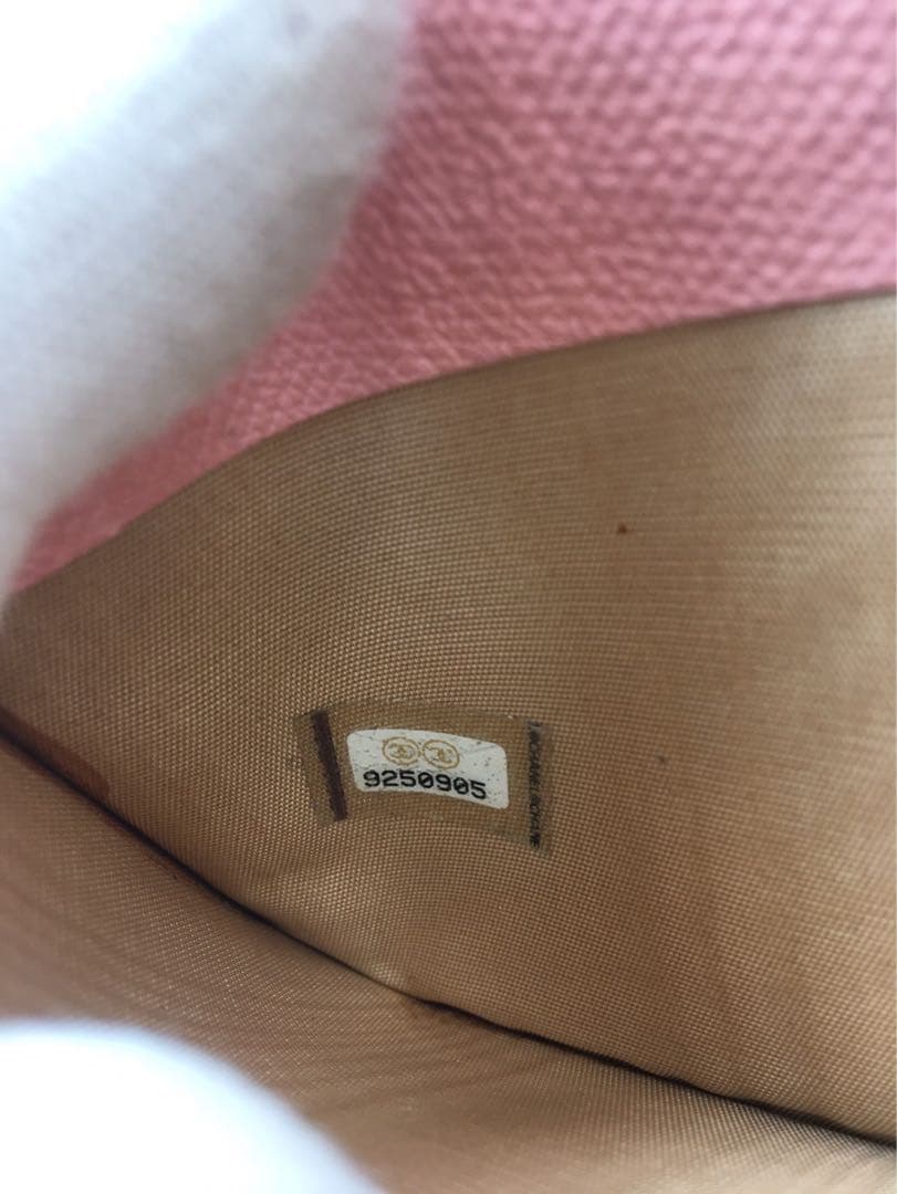 シャネル　CHANEL ココボタン　長財布