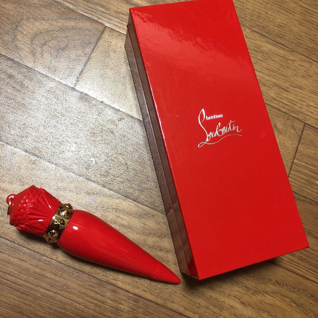 クリスチャンルブタン　ソーグロウリップケース