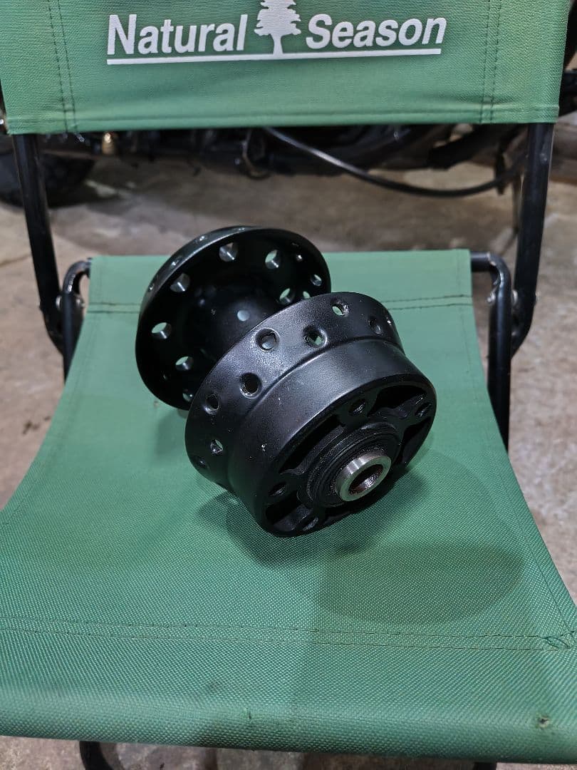 ハーレーフロントハブ７４スプリンガー