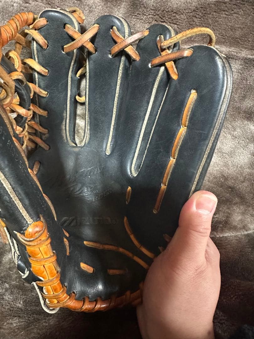 【中古】ミズノプロ　 一般硬式　外野　オーダー　ビッグM 刺繍あり