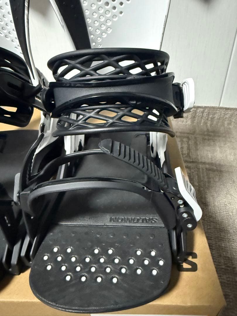 25-26 SALOMON HOLOGRAM ビンディング M