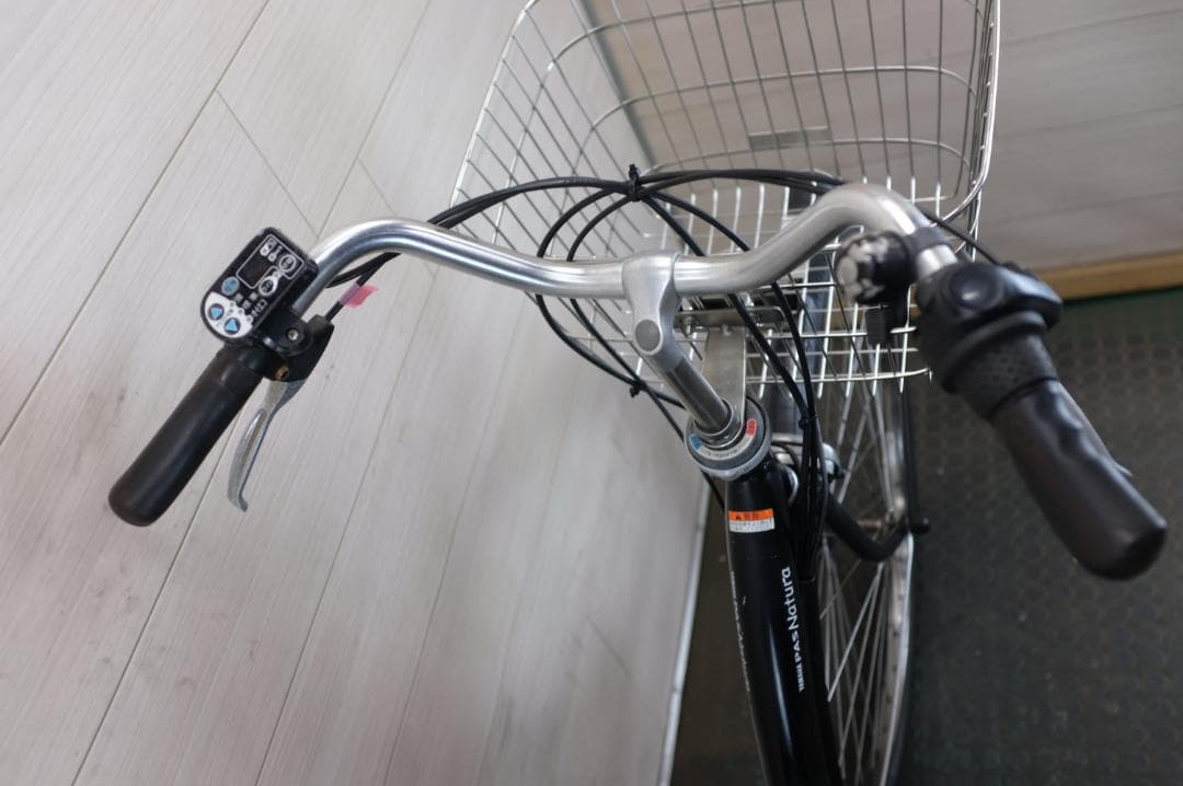 電動自転車ヤマハPAS　26インチ3段　8.9Ah（4点灯）充電器あり