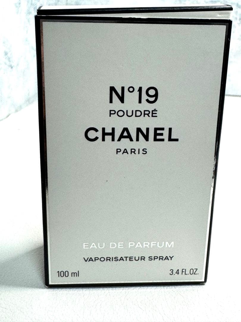 CHANEL N°19 プードレ 100ml 箱付・国内正規品