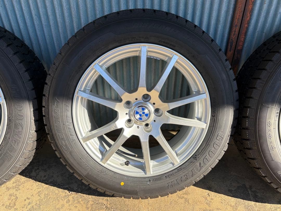【未使用タイヤ】 215/60R17 スタッドレス•ホイール４本セット