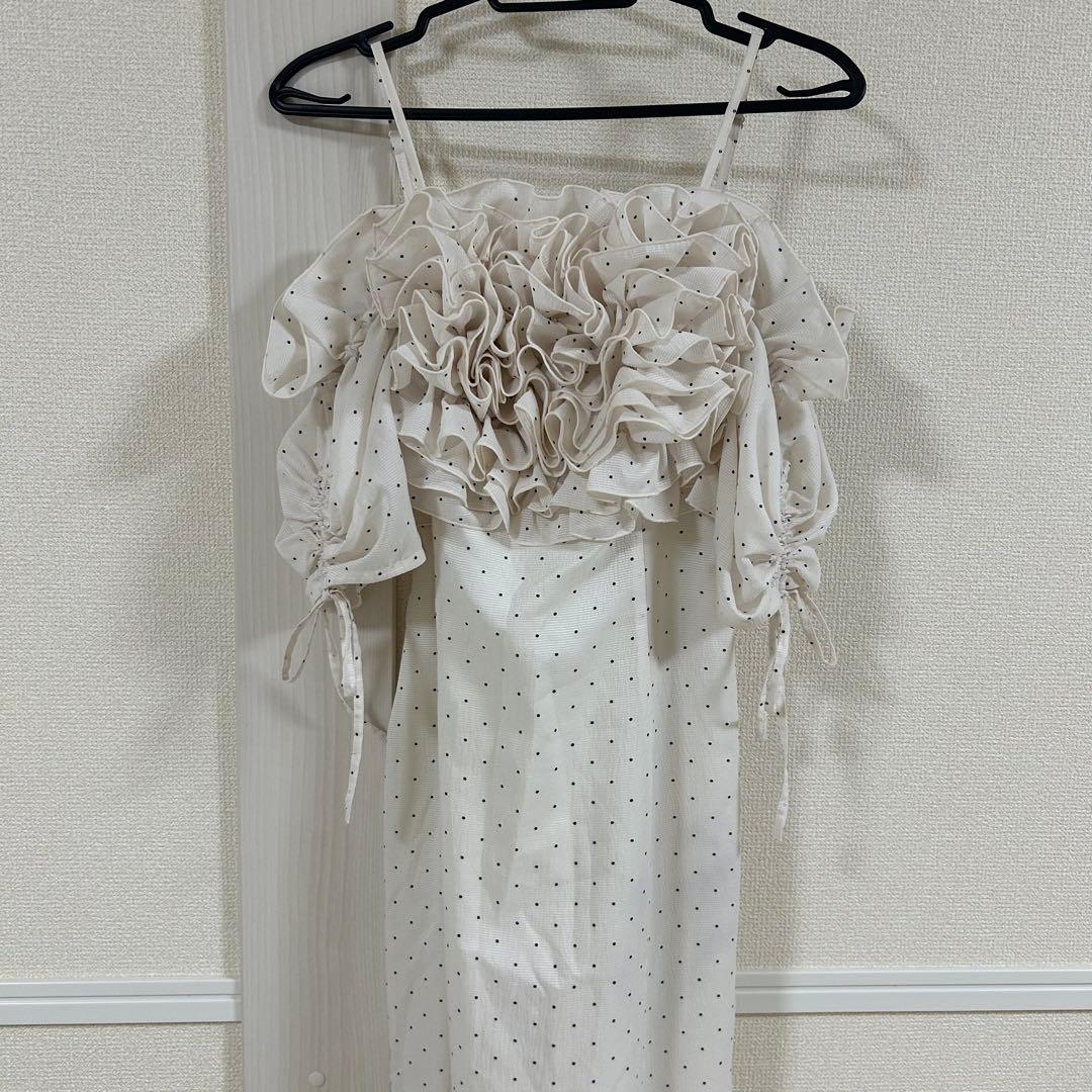 【美品】SNIDEL スナイデル ボリュームラッフルフリルプリントワンピース0