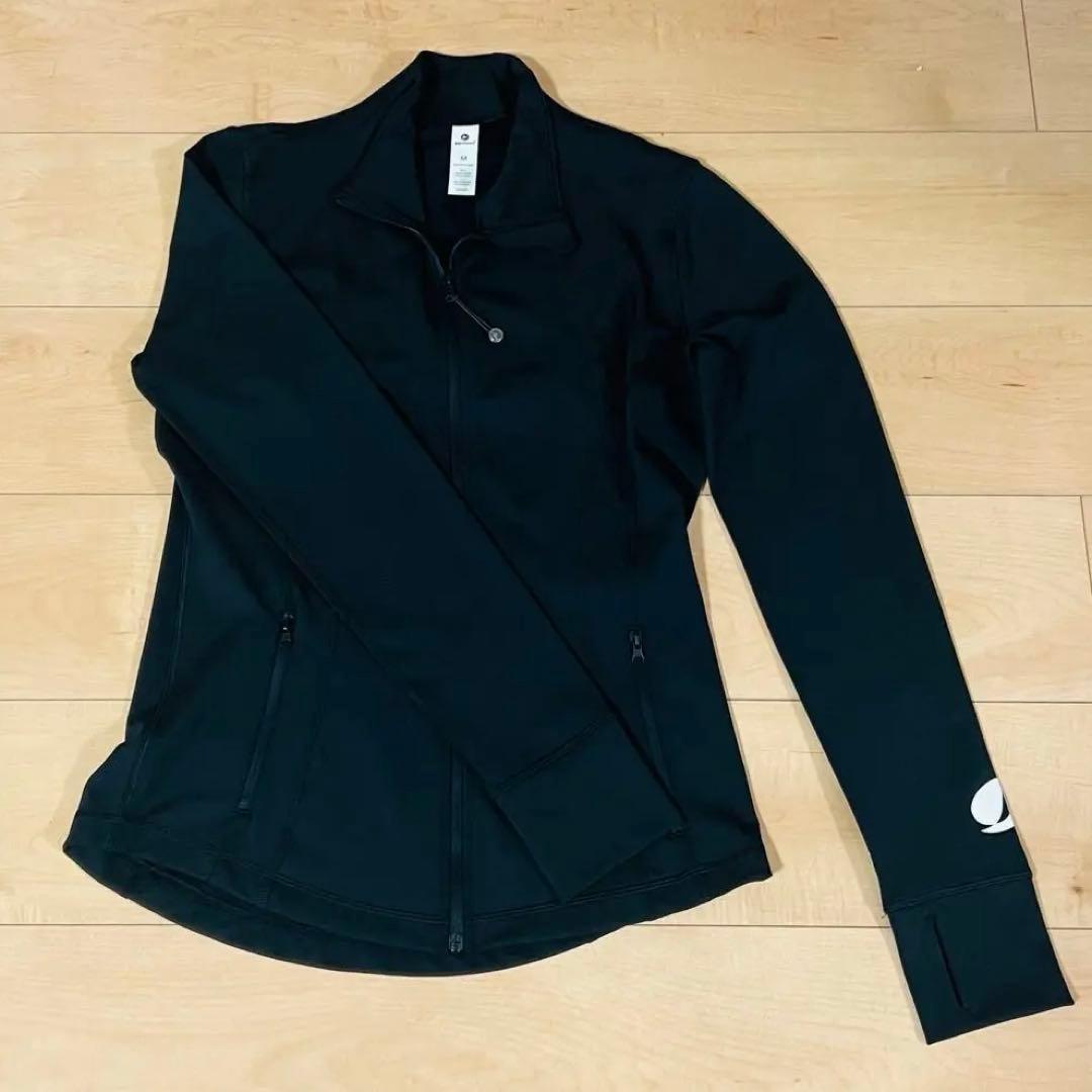 ジャザサイズ　ジップアップジャケット　Mサイズ