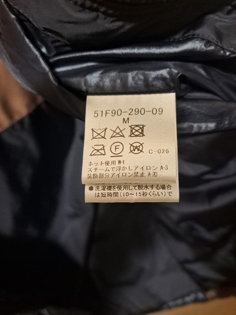 りょうさん専用　クレストチェック使いダウン　ブラックレーベルクレストブリッジ