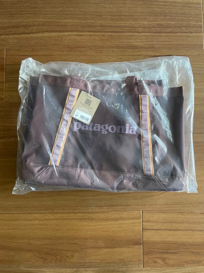 未開封　patagonia パタゴニア　ブラックホール　トートバッグ　25L