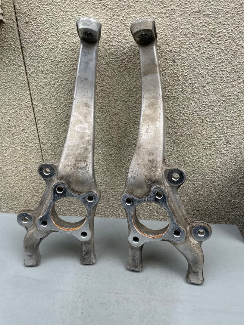 マークX130系 純正ナックル 左右セット