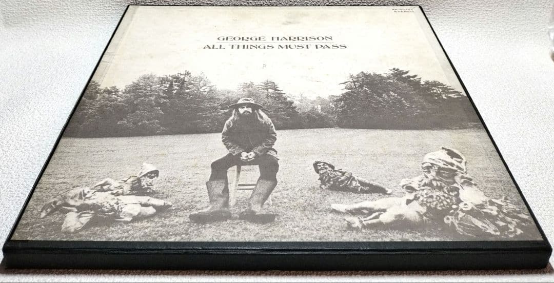 『ＧＥＯＲＧＥ・ＨＡＲＲＩＳＯＮ ／ＡＬＬ・ＴＨＩＮＧＳ・Ｍ…』Ｒｅｄ【ＵＳＥＤ