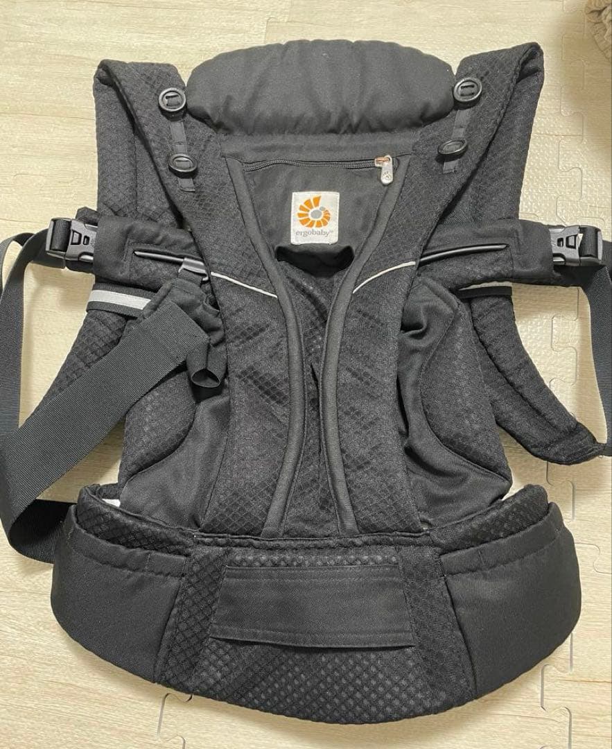 美品　エルゴ 抱っこ紐 オムニブリーズ　オニキスブラック