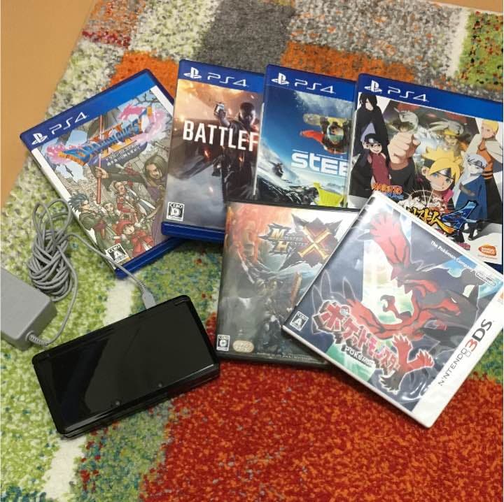 3DSソフト2個、充電器セット&プレステ4ソフト4個セット