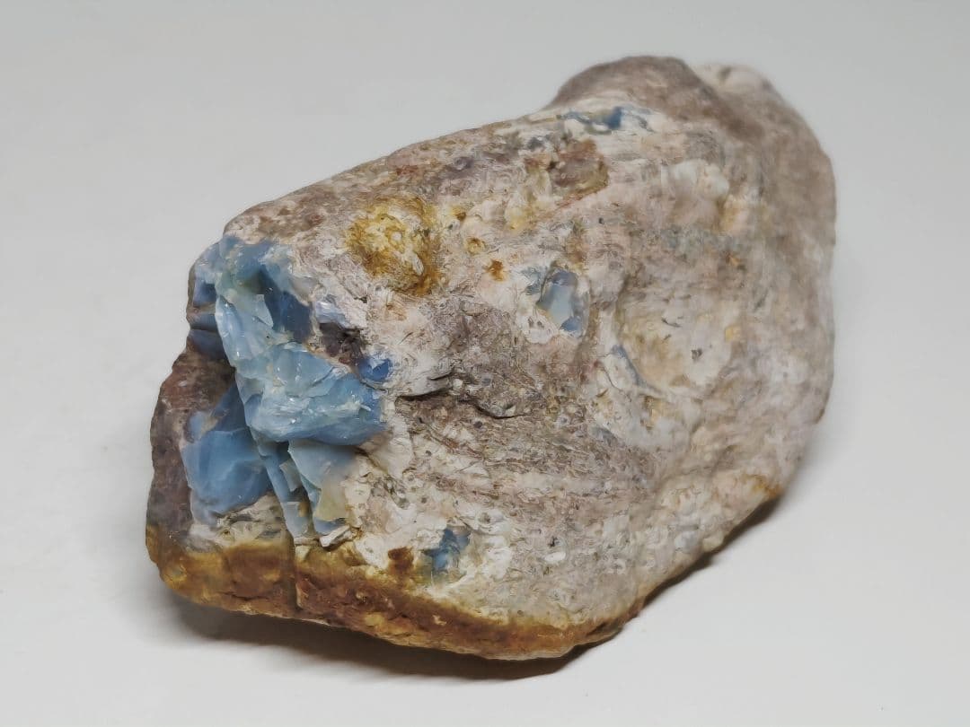 オパール 250g 蛋白石 原石 鑑賞石 自然石 誕生石 鉱物 鉱石 宝石 水石