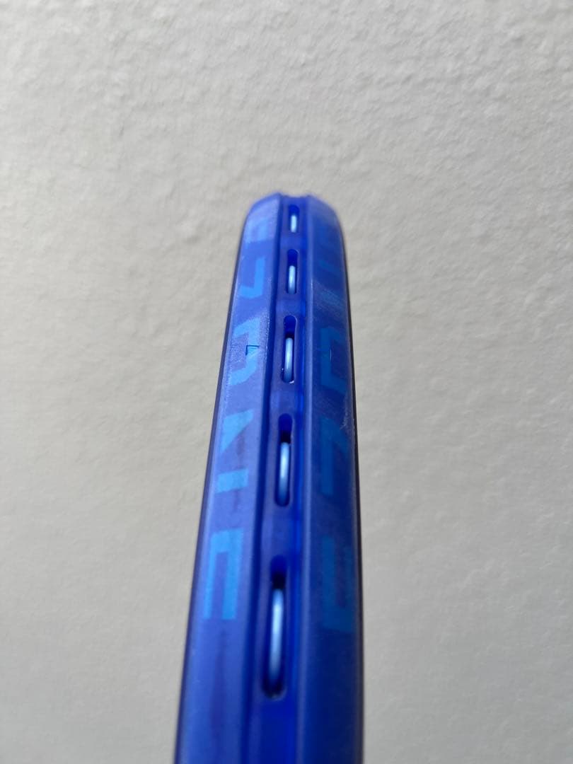 ラケット(硬式用) 08EZONE 98 (G3)