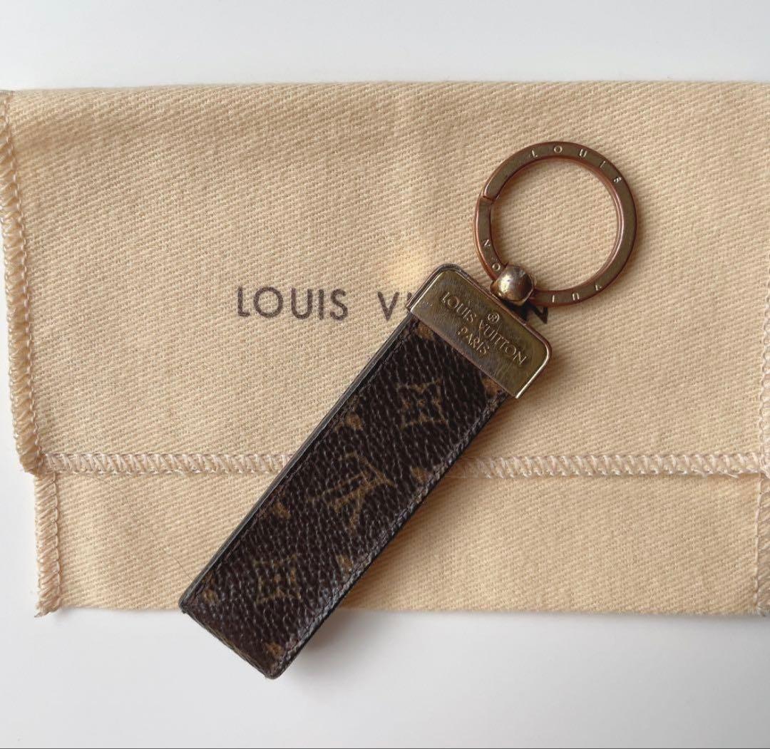 ルイヴィトン　モノグラム キーホルダー ドラゴンヌ　キーリング