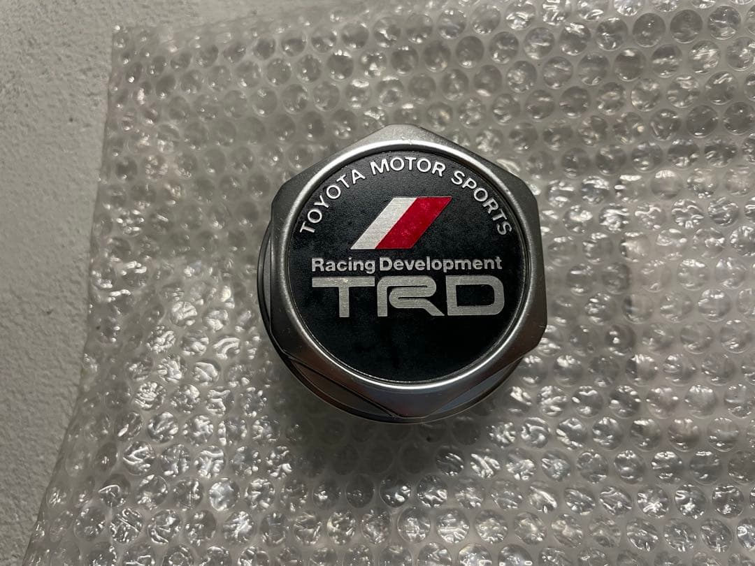 TRD オイルフィラーキャップ　JZA80 スープラ