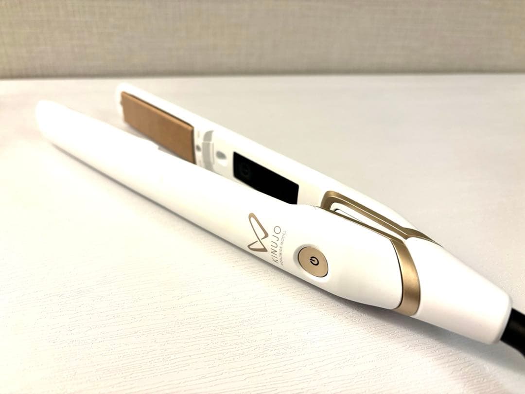 【まりとう】KINUJO W-worldwide model ホワイト