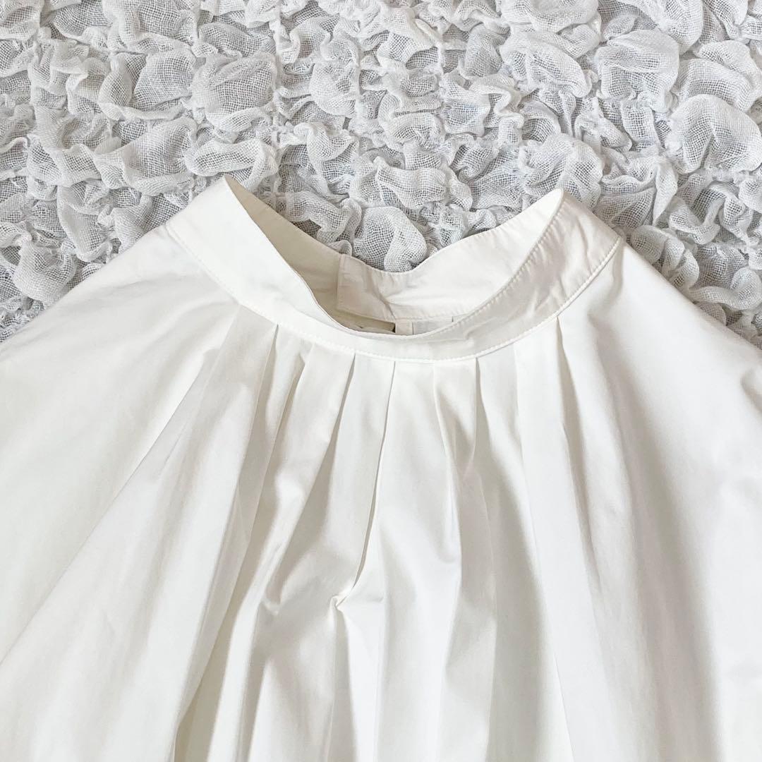 ADORE アドーア　スタンドカラーブラウス　M L 白　袖ボタン　ボリューム袖