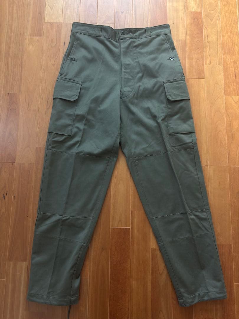 実物　フランス軍M-64カーゴパンツ 《デッドストック》