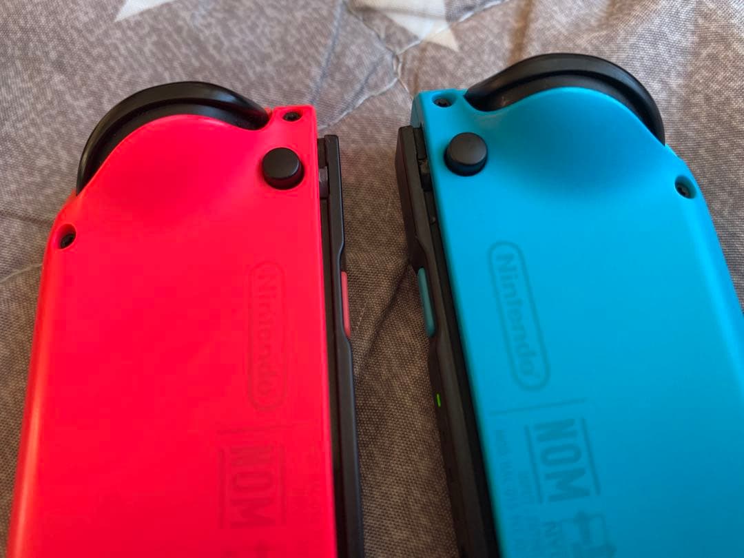 Nintendo Switch 本体　ケース付き