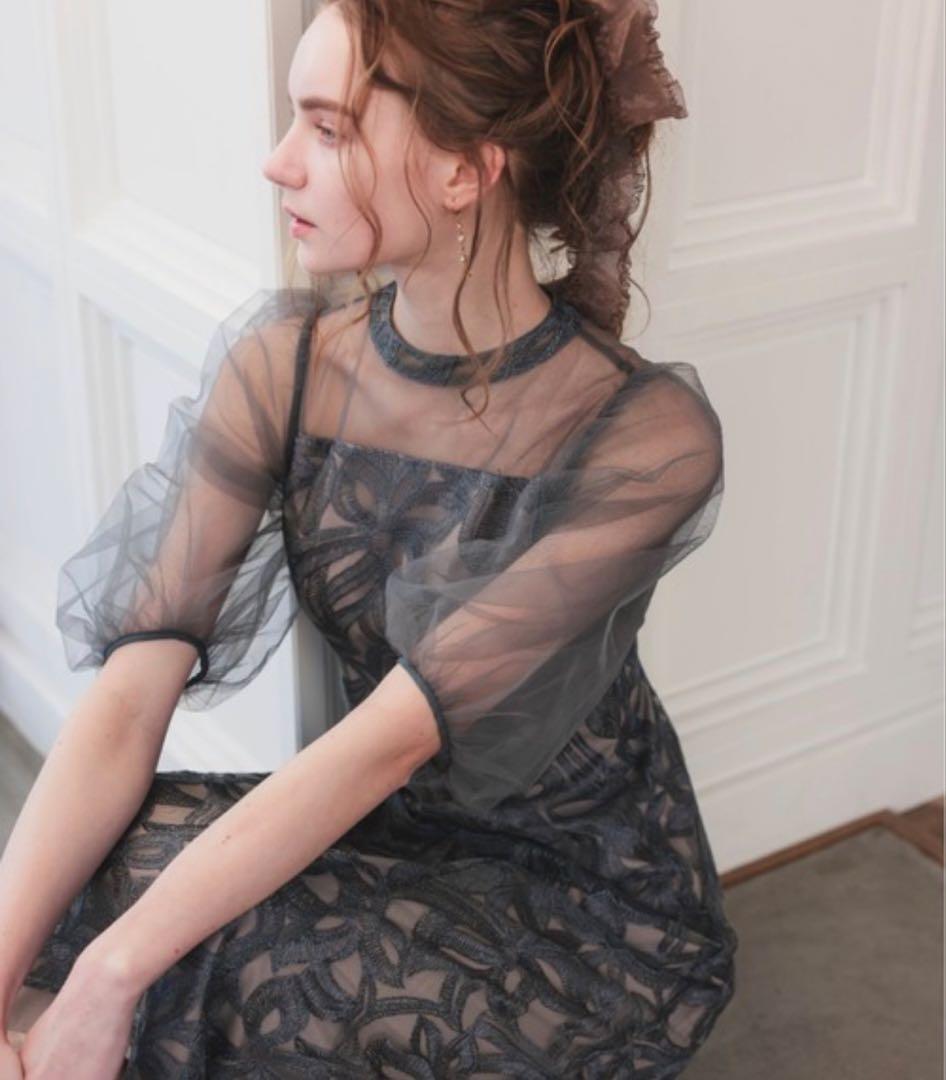 2★新品タグ付き★ドリードール　バルーンスリーブオリジナル柄ドレス