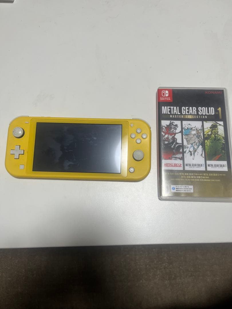 Nintendo Switch 本体 l Gear Solid 1