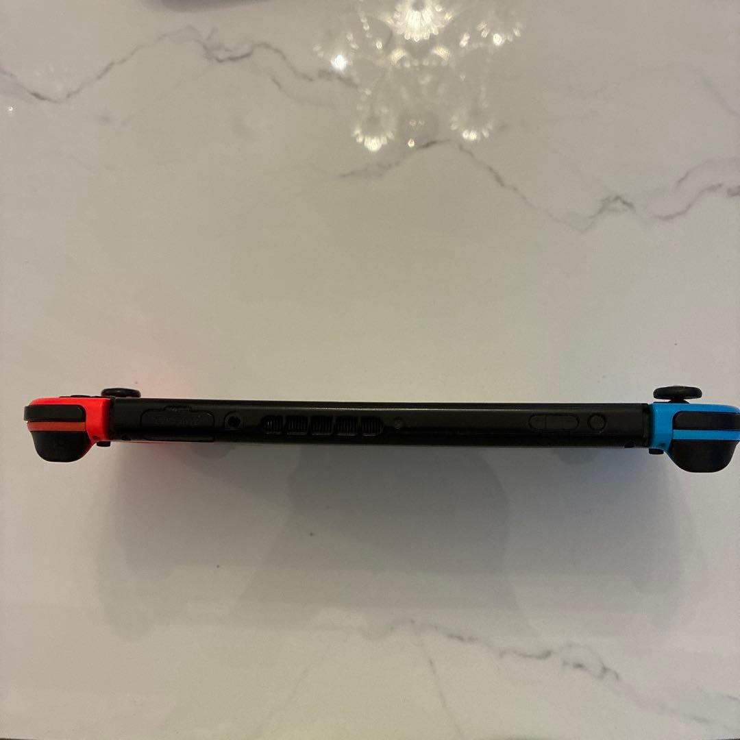 Nintendo Switch 本体 青と赤