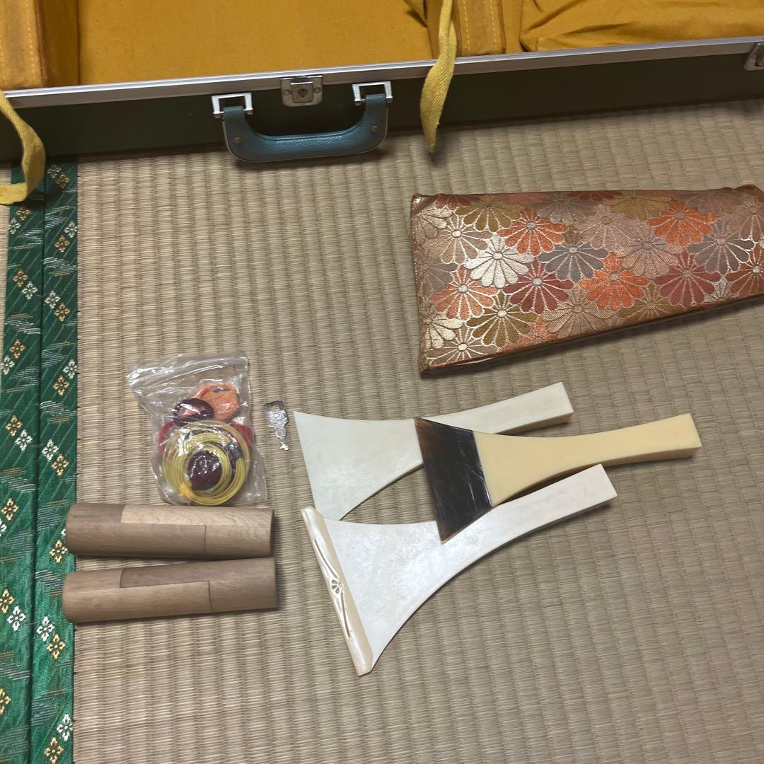 三味線本体 花柄装飾 ケース付き