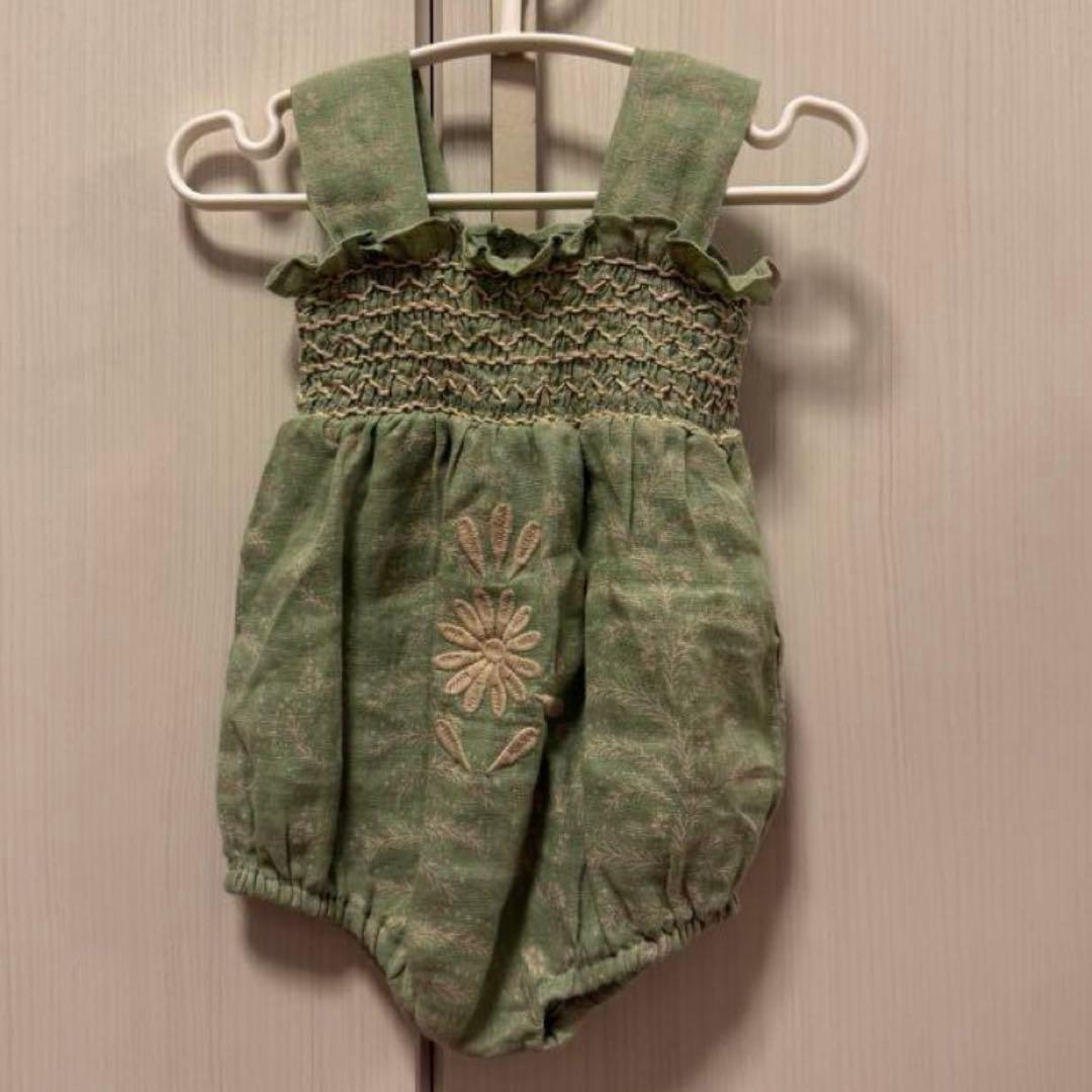 Apolina グリーン刺繍ロンパース 6-12M