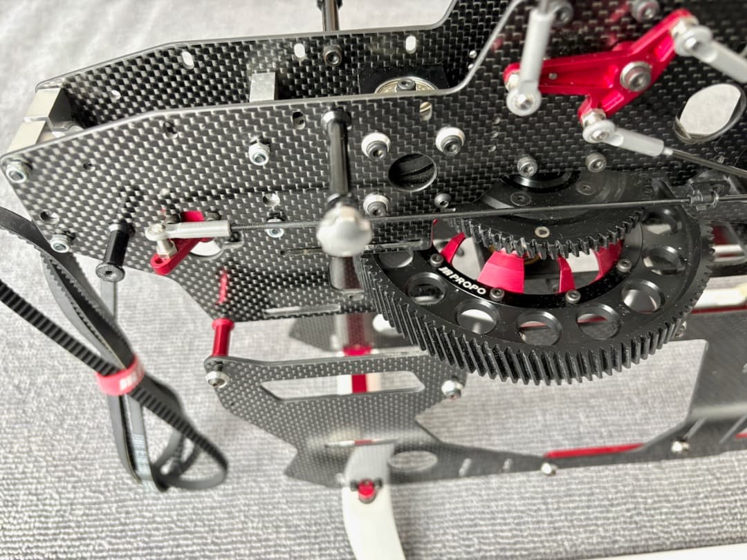 ラジコンヘリ JRPROPO シルフィードE12-700 機体＆メカボディセット