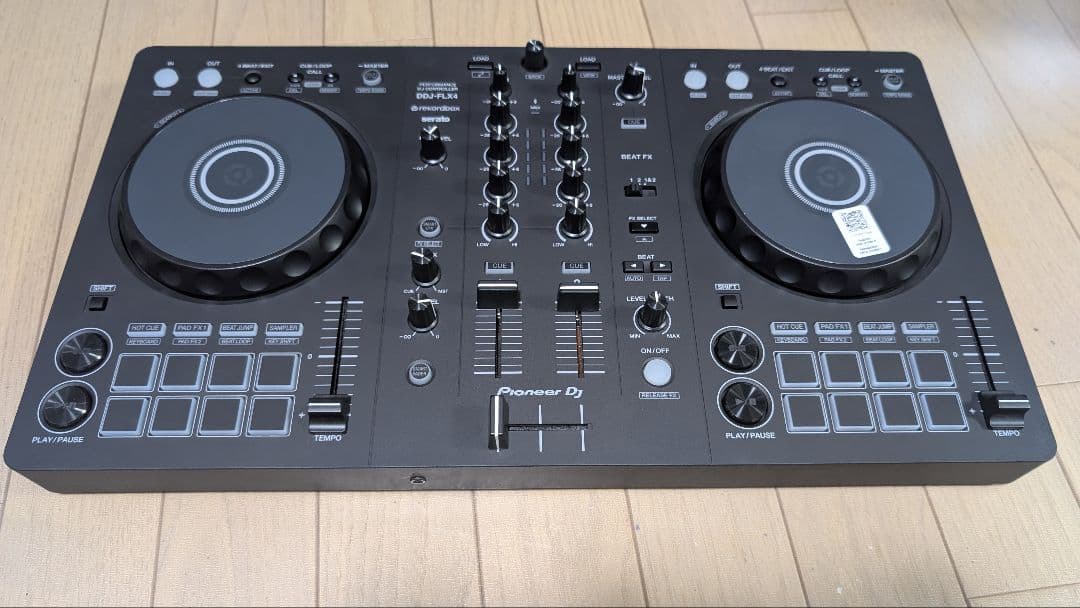 ゆ*い様 Pioneer DJ DDJ-FLX4 DJコントローラー