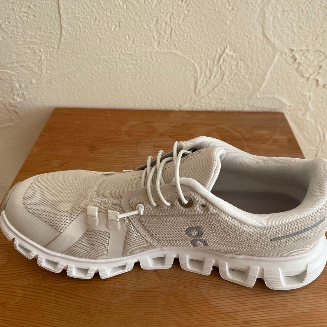 On Cloud 6 ランニングシューズ 24cm 女性