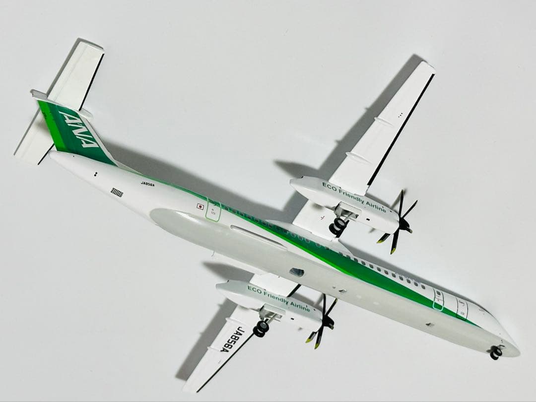 全日空商事 1/200 DHC-8-400 ANA Eco Bon