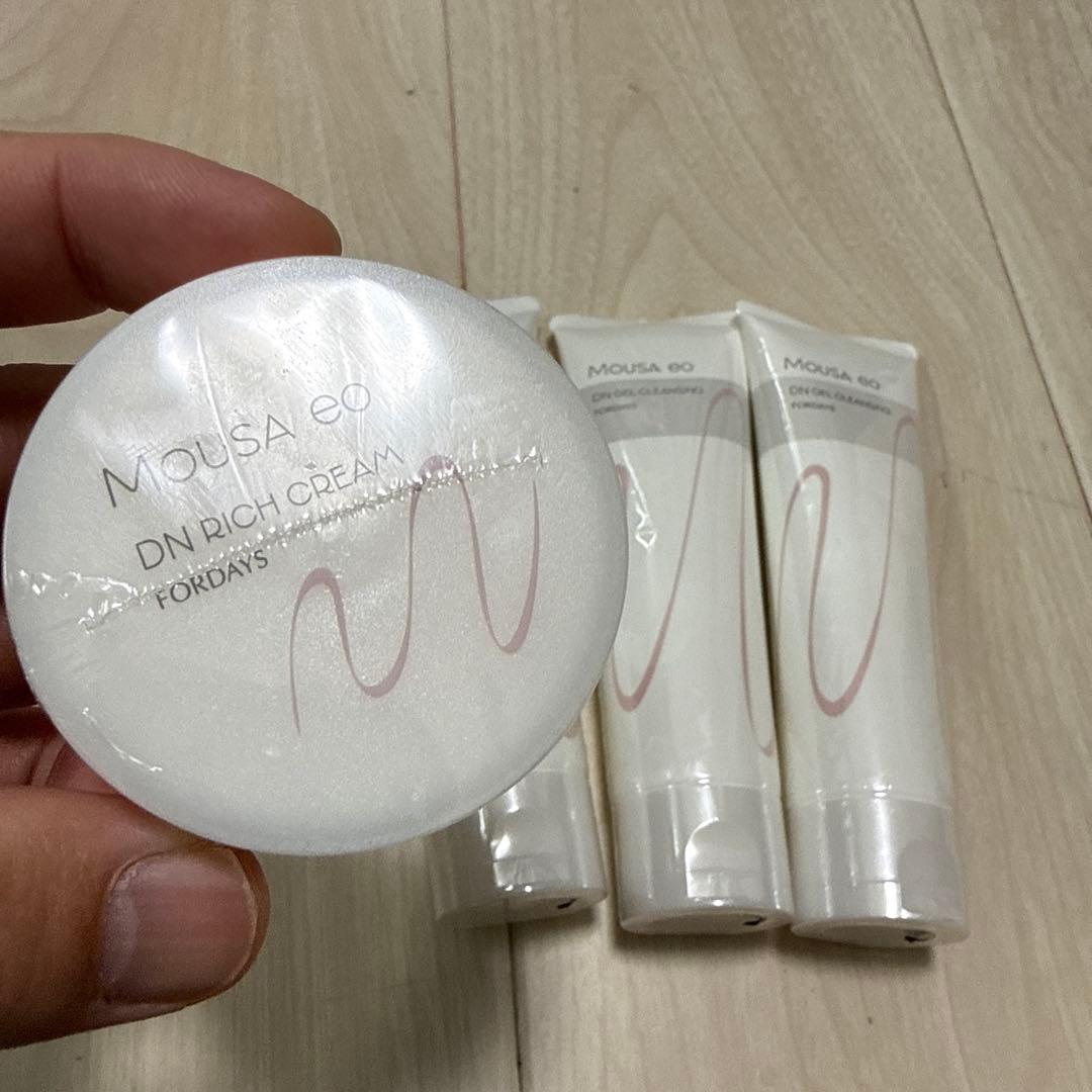 MOUSA ジェルクレンジング3本 & リッチクリーム1個
